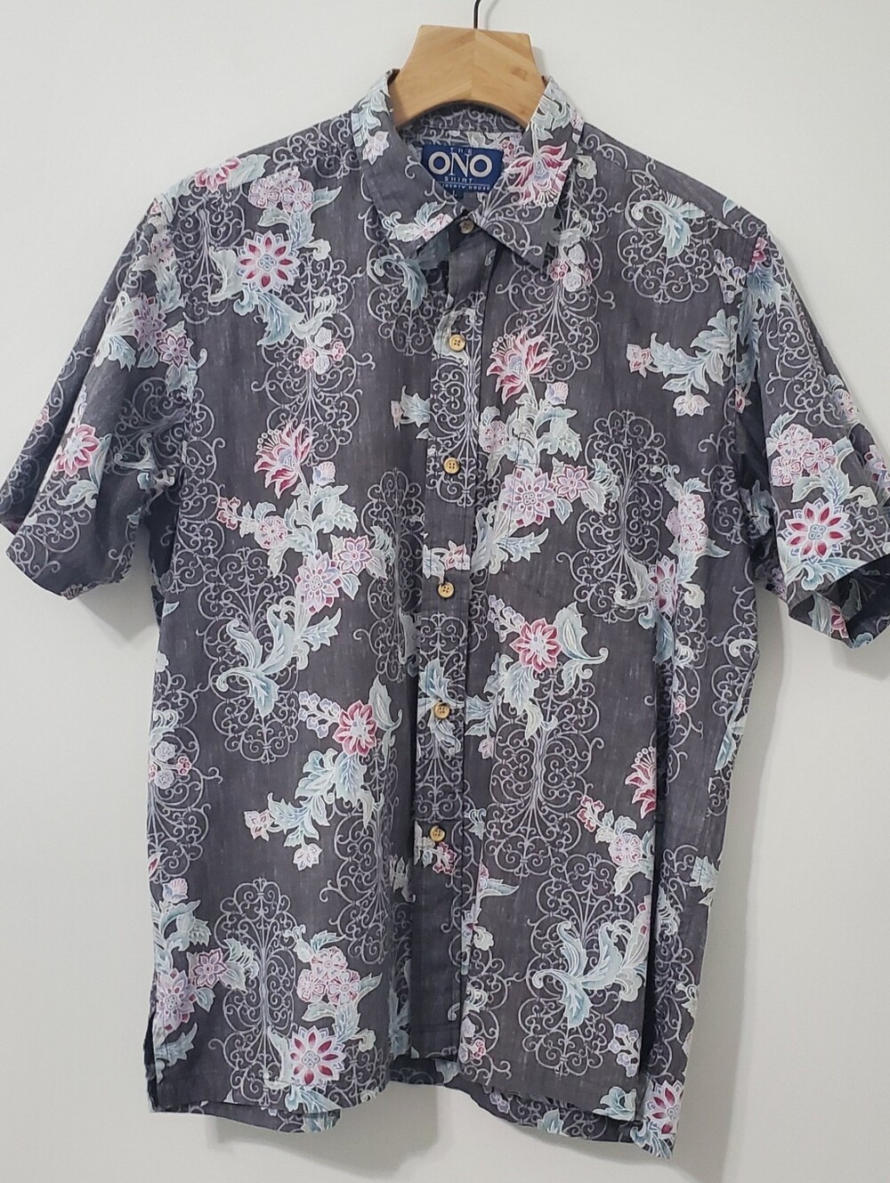 The Ono Shirt by Liberty House Vintage Aloha Shirt Floral Reverse Print Large